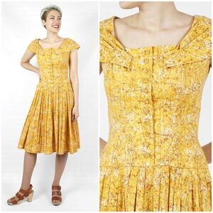 Vintage 1950s Yellow Abstract Drop Waist Day Dress w Full Skirt Rhinestones | S